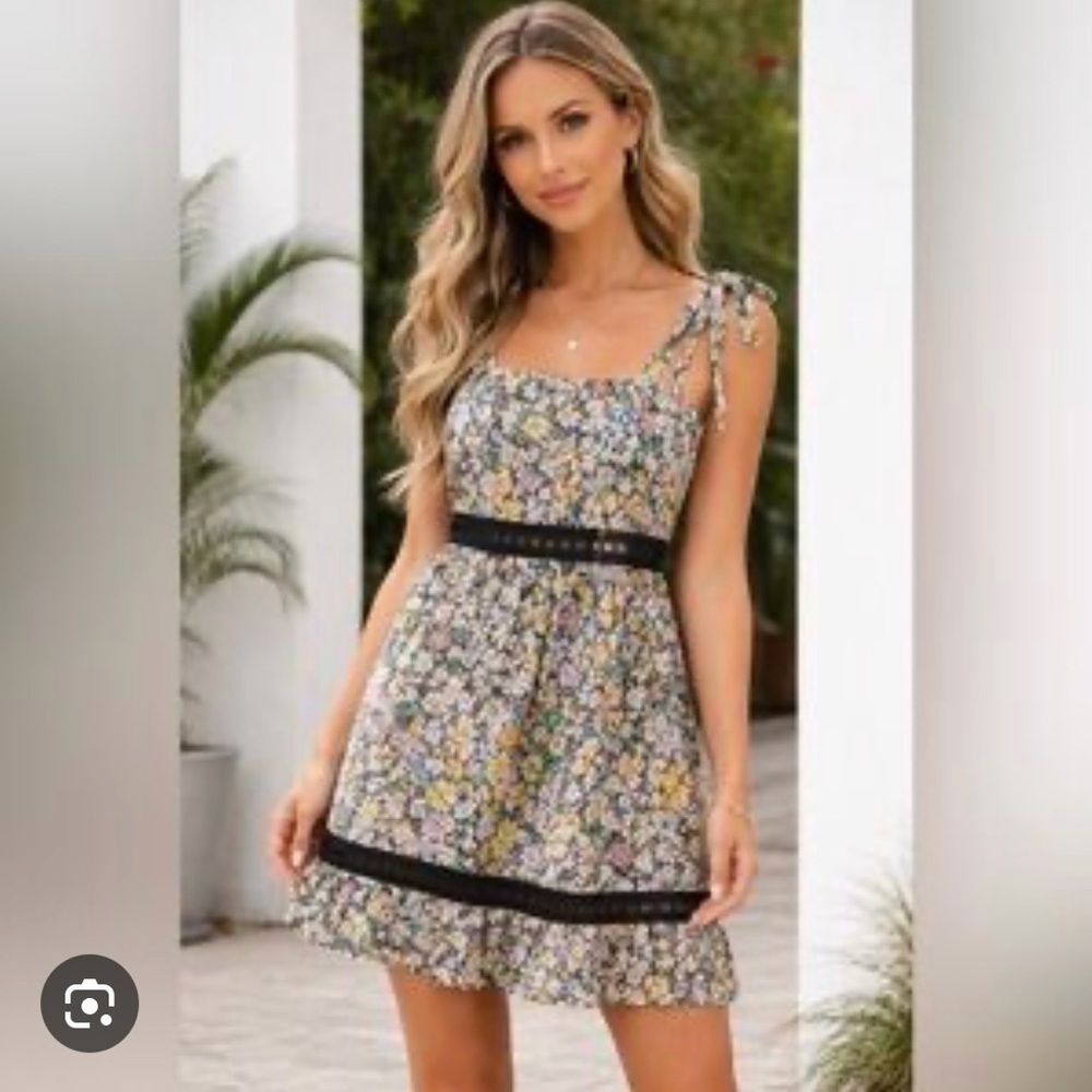 B2B Los Angeles Floral Tie-Shoulder Sundress in Multi size M